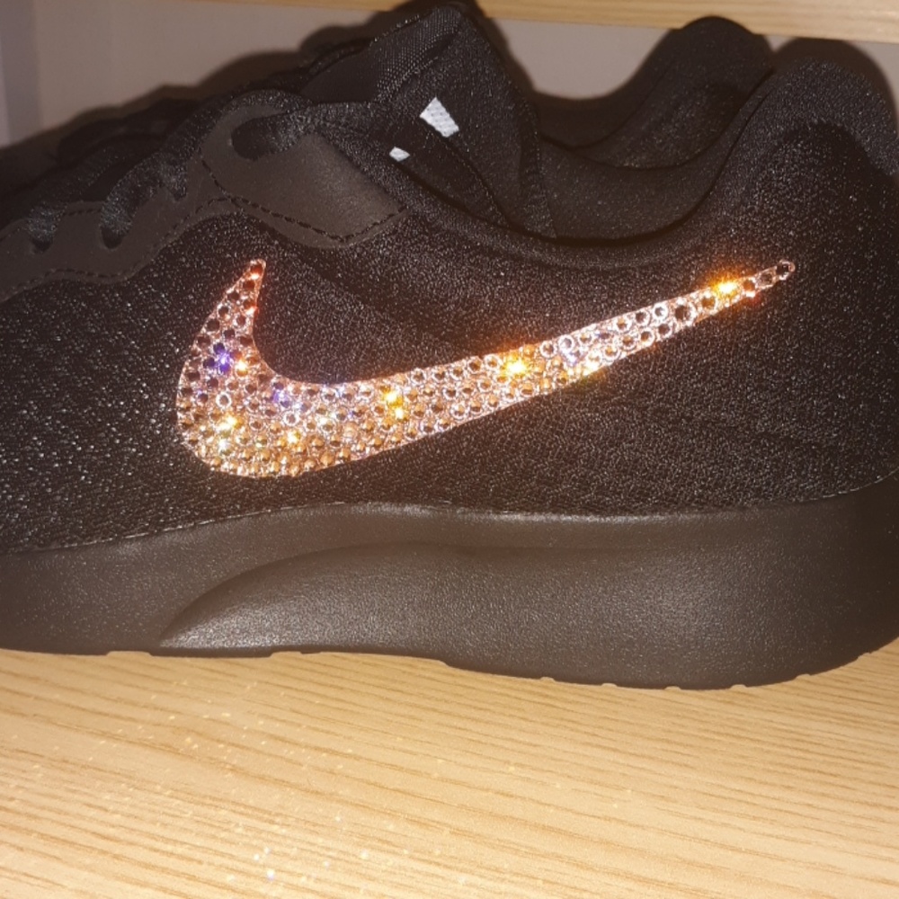 NEW NIKE Black and rose gold Tanjun Bling - Picture 2 of 6